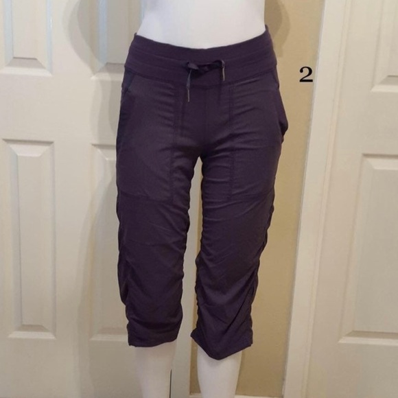 Lululemon Studio Crop 2   #2-21 - Picture 9 of 16